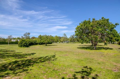 Photo of property in 5 Eagle Place, Martinborough, 5711