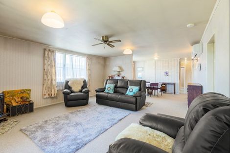 Photo of property in 47 Te Rangitautahanga Road, Turangi, 3334