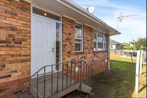 Photo of property in 3/2 Browns Road, Manurewa, Auckland, 2102