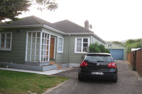 Photo of property in 25 Petherick Street, Taita, Lower Hutt, 5011