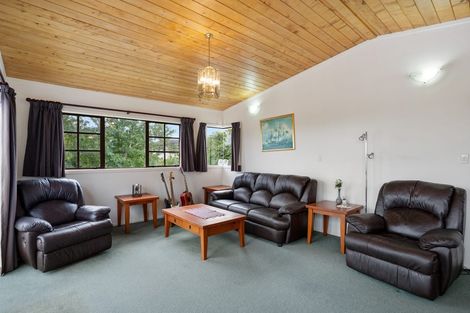 Photo of property in 14 Traffic Road, Greenhithe, Auckland, 0632