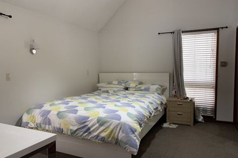 Photo of property in 43n Waimairi Road, Upper Riccarton, Christchurch, 8041