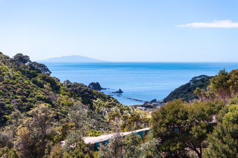 Photo of property in 33 Surf Road, Mangawhai Heads, Mangawhai, 0505