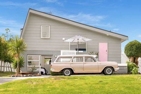 Photo of property in 82 Percy Road, Papamoa Beach, Papamoa, 3118