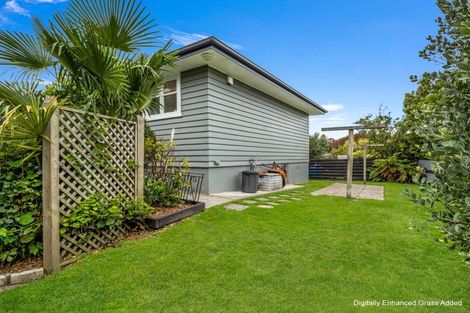 Photo of property in 5 Wigan Place, Hokowhitu, Palmerston North, 4410