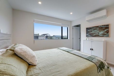 Photo of property in 79c Granville Drive, Massey, Auckland, 0614