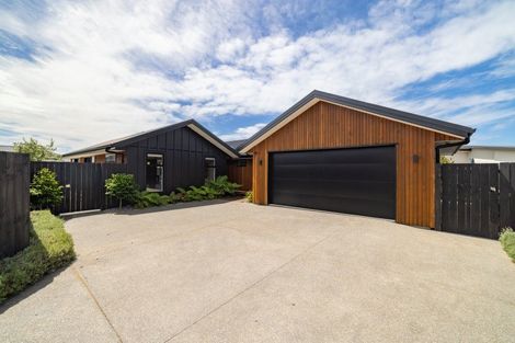 Photo of property in 8 Roys Street, Marshland, Christchurch, 8083