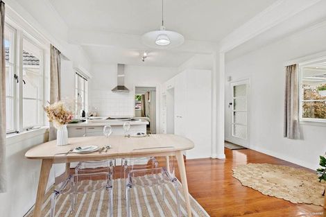 Photo of property in 1/91 Nile Road, Milford, Auckland, 0620