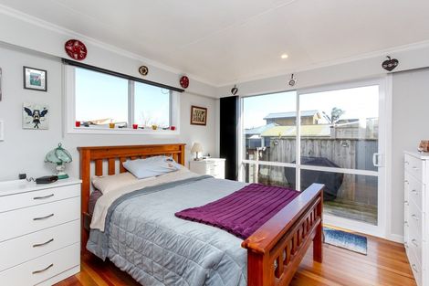 Photo of property in 53 Blake Street, Waitara, 4320
