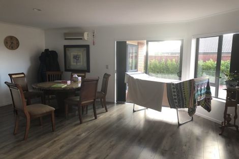 Photo of property in 22 Whitford Place, Rototuna North, Hamilton, 3210