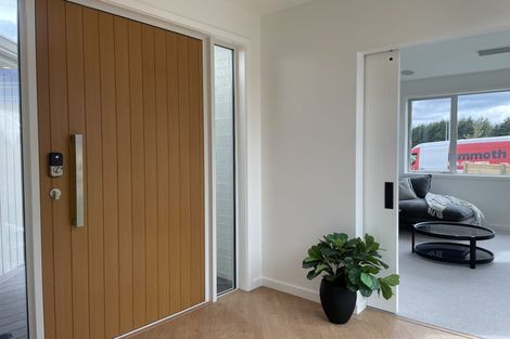 Photo of property in 94 Hugo Shaw Drive, Cambridge, 3434