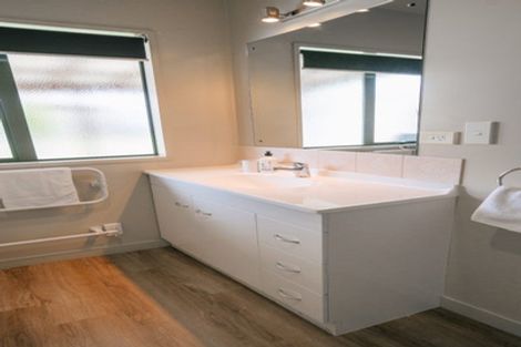 Photo of property in 24 Frye Crescent, Albert Town, Wanaka, 9305