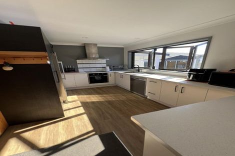 Photo of property in 69 Coopers Road, Dallington, Christchurch, 8061