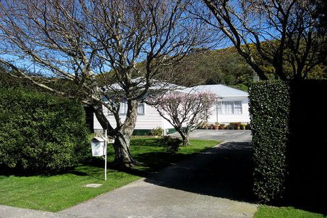 Photo of property in 64 Dover Road, Wainuiomata, Lower Hutt, 5014
