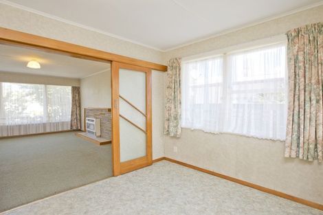 Photo of property in 6 Duff Crescent, Highbury, Palmerston North, 4412