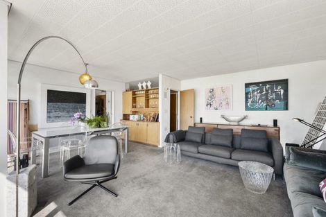 Photo of property in Dorchester Apartments, 144 Oriental Parade, Oriental Bay, Wellington, 6011