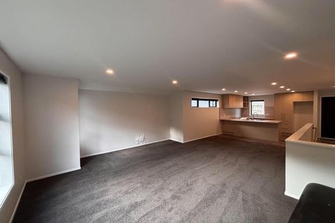Photo of property in 15 Holly Grove, Maungaraki, Lower Hutt, 5010