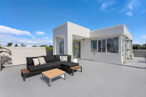 Photo of property in 218 Valley Road, Mount Maunganui, 3116