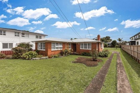 Photo of property in 9 Wellesley Road, Mangere Bridge, Auckland, 2022