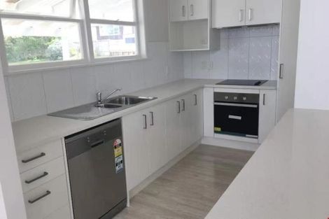 Photo of property in 51 Patons Road, Howick, Auckland, 2014