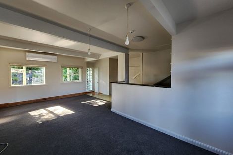 Photo of property in 53 Anzac Parade, Durie Hill, Whanganui, 4500