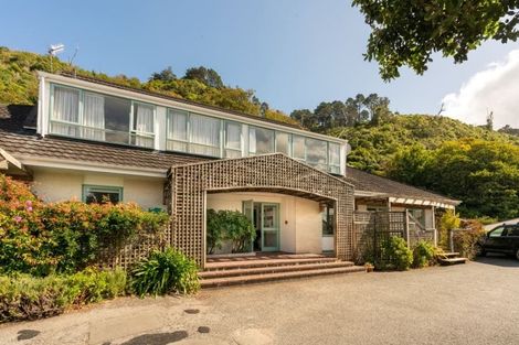 Photo of property in 4/15 Upper Lewisville Terrace, Thorndon, Wellington, 6011