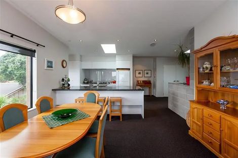 Photo of property in 1152b South Road, Oakura, 4314