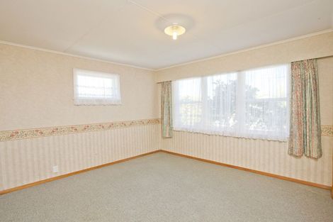 Photo of property in 6 Duff Crescent, Highbury, Palmerston North, 4412