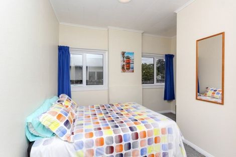 Photo of property in 5 Atiawa Street, Glen Avon, New Plymouth, 4312
