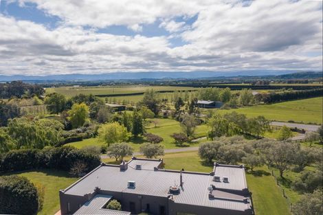 Photo of property in 114 Hinakura Road, Martinborough, Carterton, 5784