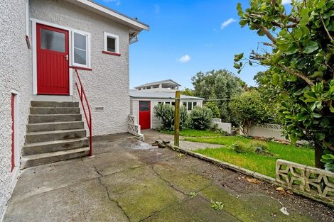 Photo of property in 53 Dorset Avenue, Westown, New Plymouth, 4310