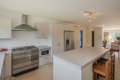 Photo of property in 10 Marquet Place, Tairua, 3508