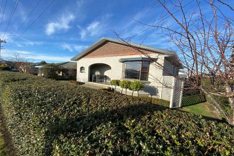 Photo of property in 32 Crombie Street, Gore, 9710