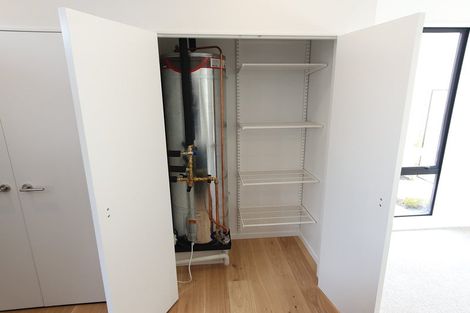 Photo of property in 36 Central Terrace, Alicetown, Lower Hutt, 5010