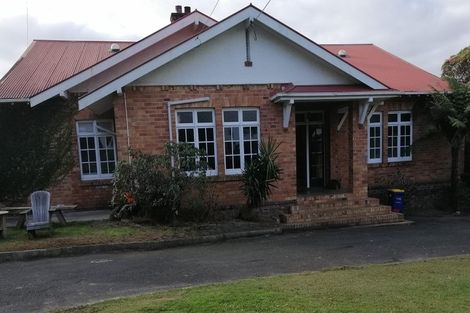 Photo of property in 18 Links Road, New Lynn, Auckland, 0600