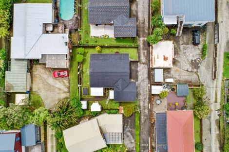 Photo of property in 3/68 View Road, Henderson, Auckland, 0612