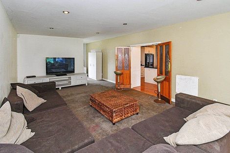 Photo of property in 6 Viola Avenue, Mangere East, Auckland, 2024