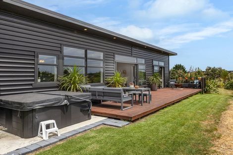 Photo of property in 7 Quail Way, Waitarere, Levin, 5510