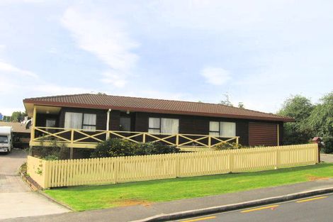 Photo of property in 3a Royalty Rise, Red Beach, 0932