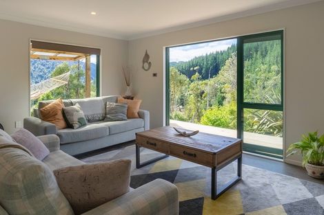 Photo of property in 396 Mangaone South Road, Reikorangi, Waikanae, 5391