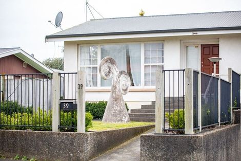 Photo of property in 39 Springfield Crescent, Enderley, Hamilton, 3214