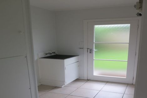 Photo of property in 77 Seabrook Avenue, New Lynn, Auckland, 0600