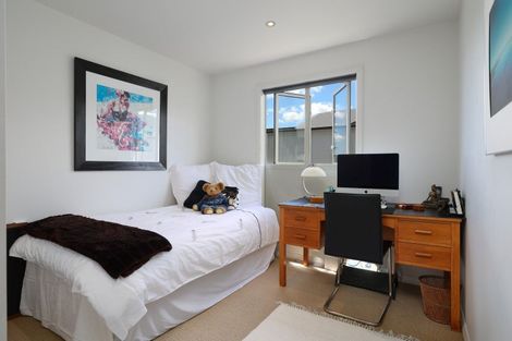 Photo of property in 2/39 Trafalgar Street, The Wood, Nelson, 7010