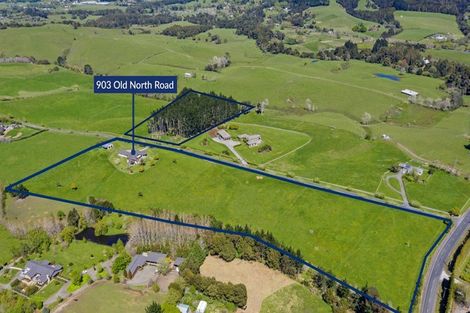 Photo of property in 903 Old North Road, Waimauku, 0882