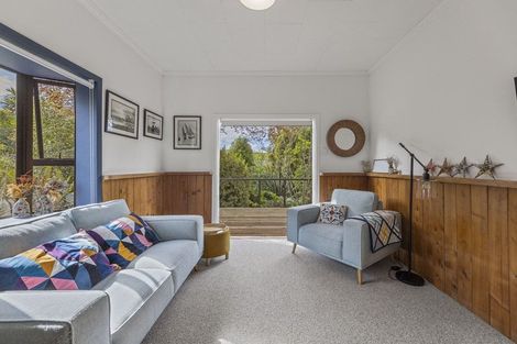 Photo of property in 13 Hereweka Street, Portobello, Dunedin, 9014