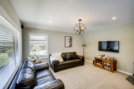 Photo of property in 6 Pelorus Avenue, Poraiti, Napier, 4112