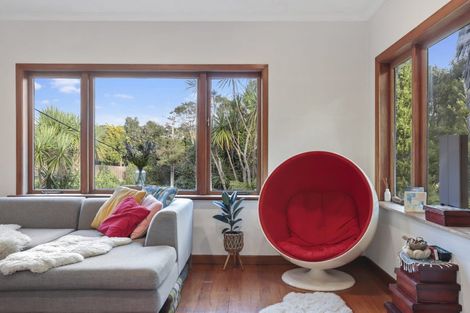 Photo of property in 43 Atkinson Road, Titirangi, Auckland, 0604