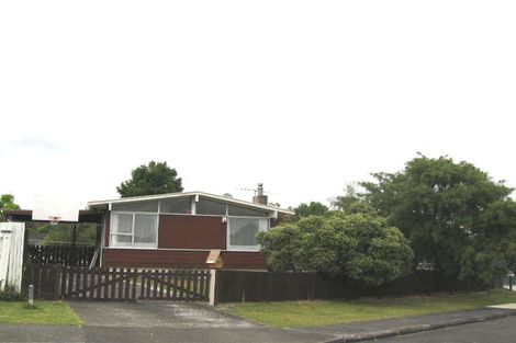 Photo of property in 4 Papa Place, Birkdale, Auckland, 0626
