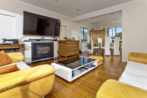 Photo of property in 14 Holland Road, Hillcrest, Auckland, 0627