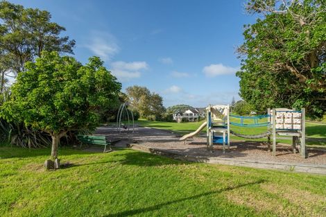 Photo of property in 15a Achilles Crescent, Narrow Neck, Auckland, 0624